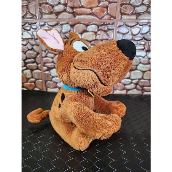 Vintage Scooby-Doo Animal Adventure Stuffed Plush Dog Toy Hanna-Barbera #A28 - Picture 1 of 9